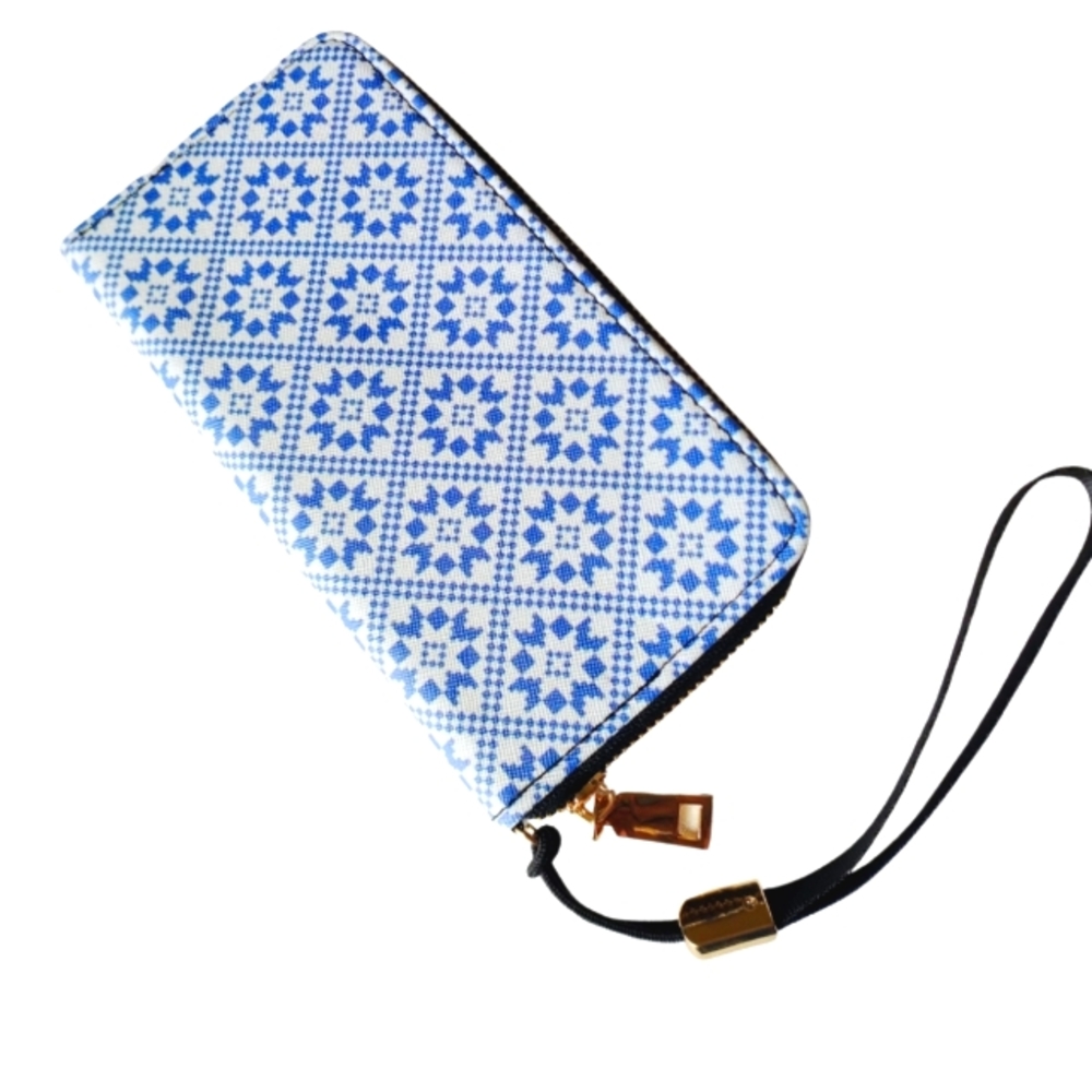 Women's Continental Wristlet Zipper Wallet